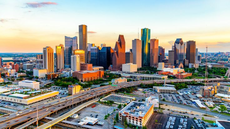 Digital marketing challenges and growth opportunities for Texas businesses